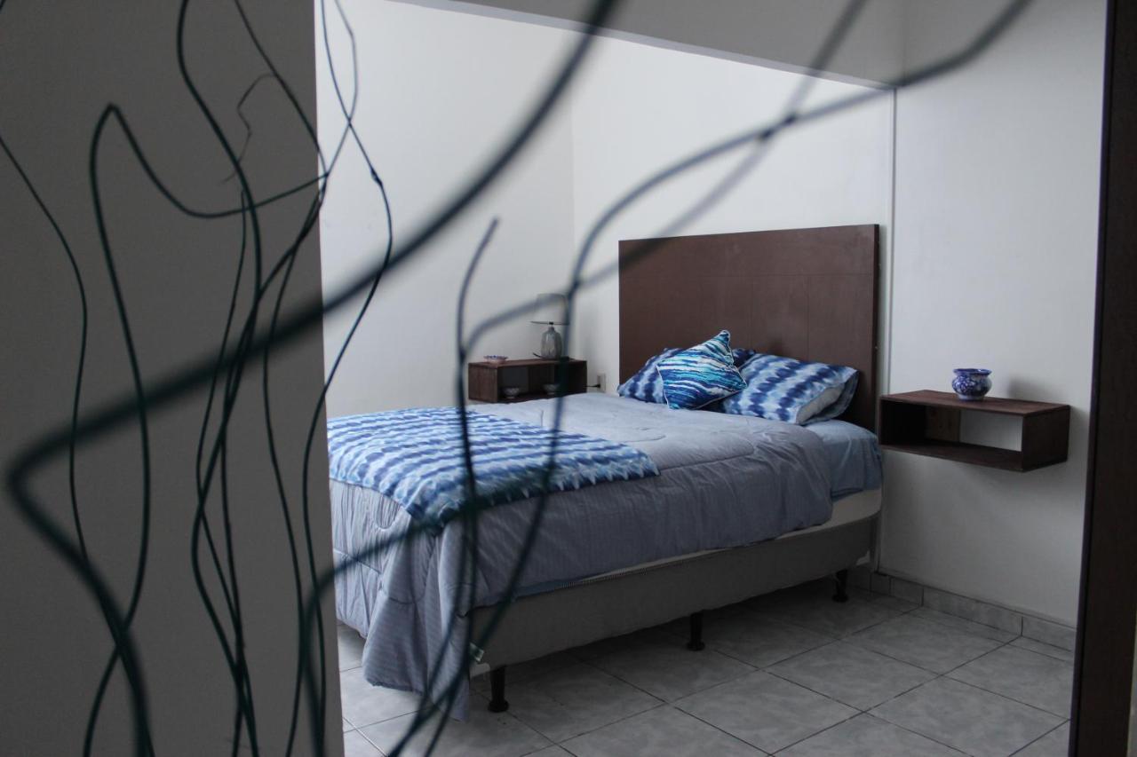 Hotel Y Cafe Ixmati Suchitoto Eksteriør billede